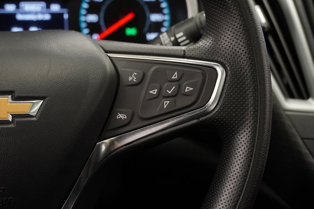Used 2024 Chevrolet Malibu LT image 40
