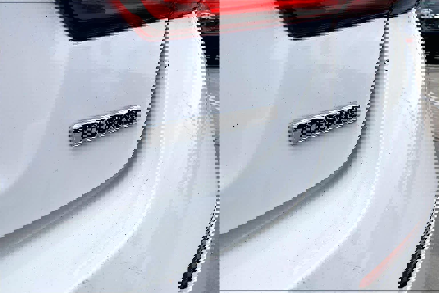 Used 2018 Honda Accord Touring image 9