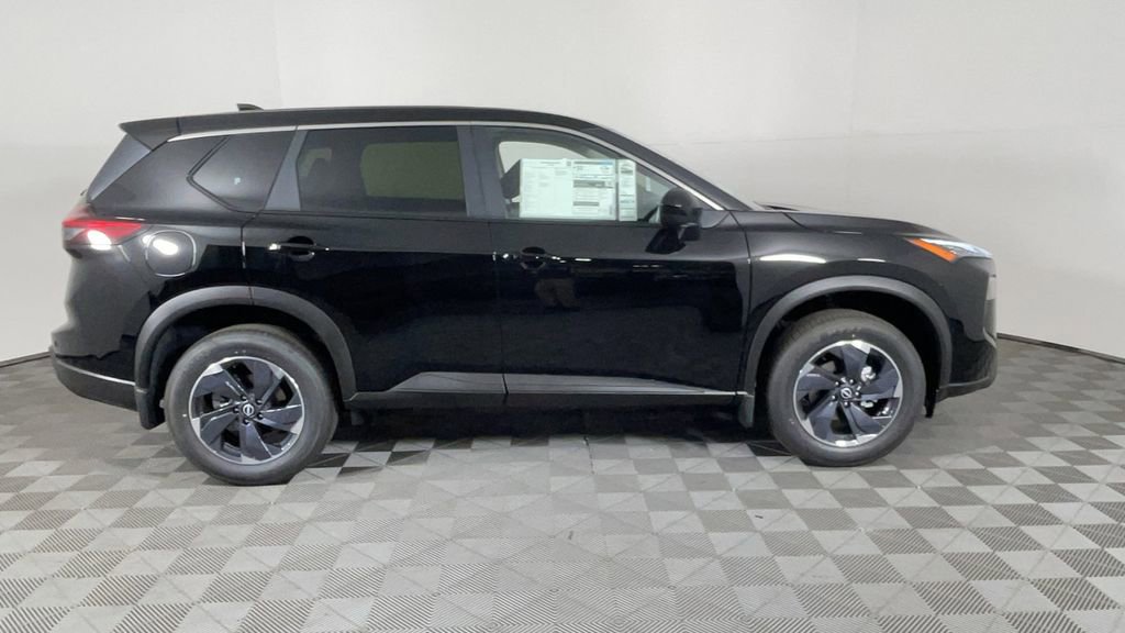 New 2025 Nissan Rogue SV image 3