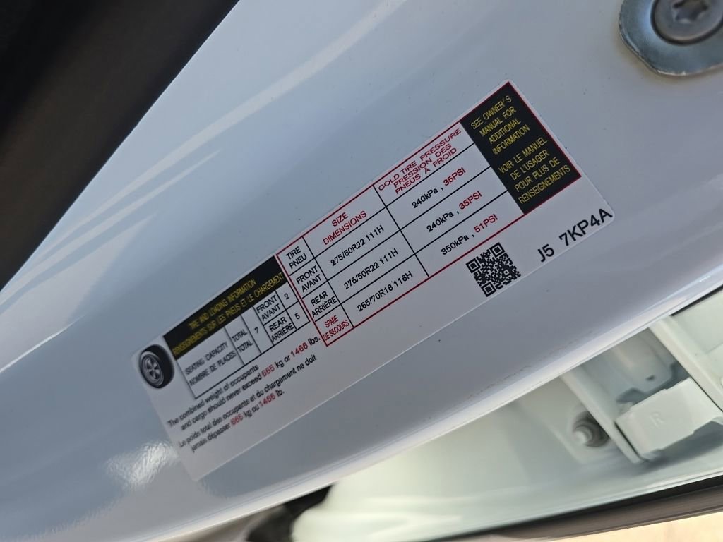 Used 2025 Nissan Armada Platinum Reserve AWD/4WD image 20