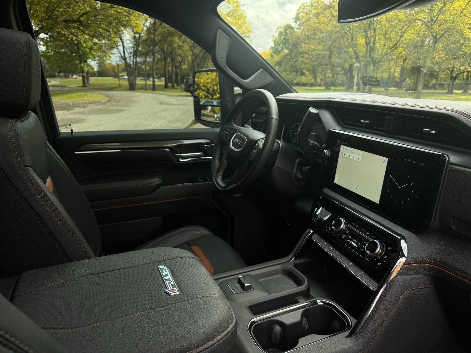 Used 2024 GMC Sierra 2500 AT4 w/ AT4 Preferred Package image 28