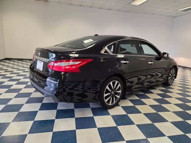 Used 2016 Nissan Altima 2.5 SV w/ Convenience Package FWD image 8
