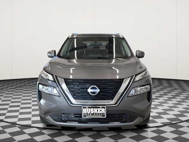 Used 2023 Nissan Rogue SL w/ SL Premium Package image 3