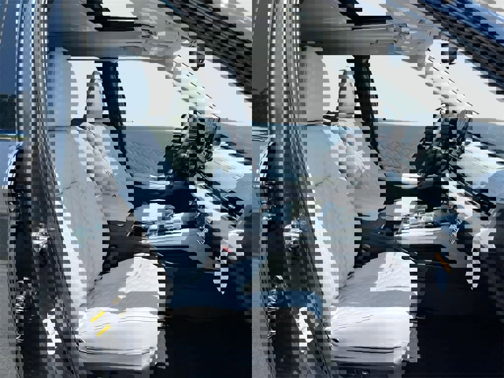 New 2025 Mitsubishi Outlander SEL image 33