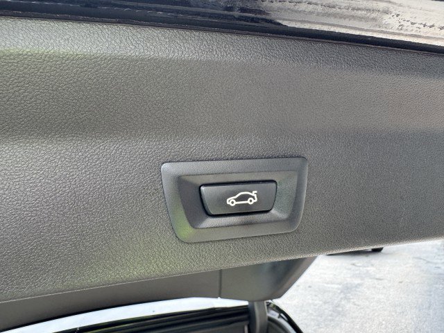 Used 2019 BMW X3 xDrive30i w/ Driving Assistance Package image 18