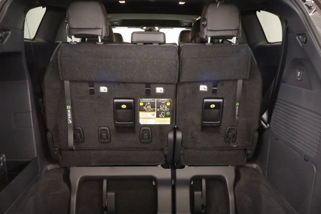 New 2026 Toyota Sienna Platinum AWD/4WD image 24