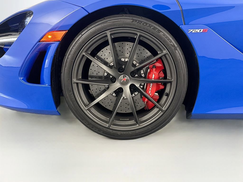 Used 2018 McLaren 720S image 32