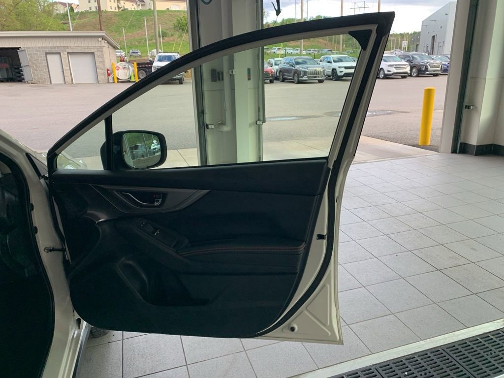 Certified 2022 Subaru Crosstrek 2.5i Limited w/ Moonroof Package 1 AWD/4WD image 24