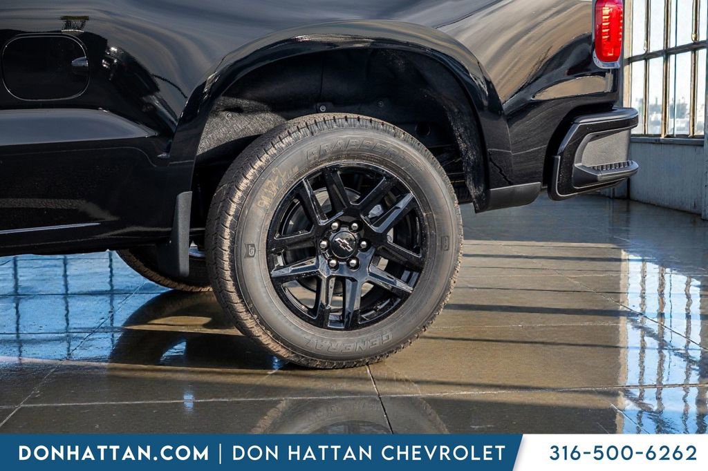 New 2026 Chevrolet Silverado 1500 Custom w/ LPO, Dark Essentials Package image 32