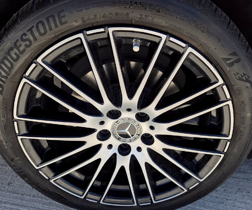 Used 2023 Mercedes-Benz C 300 Sedan image 10
