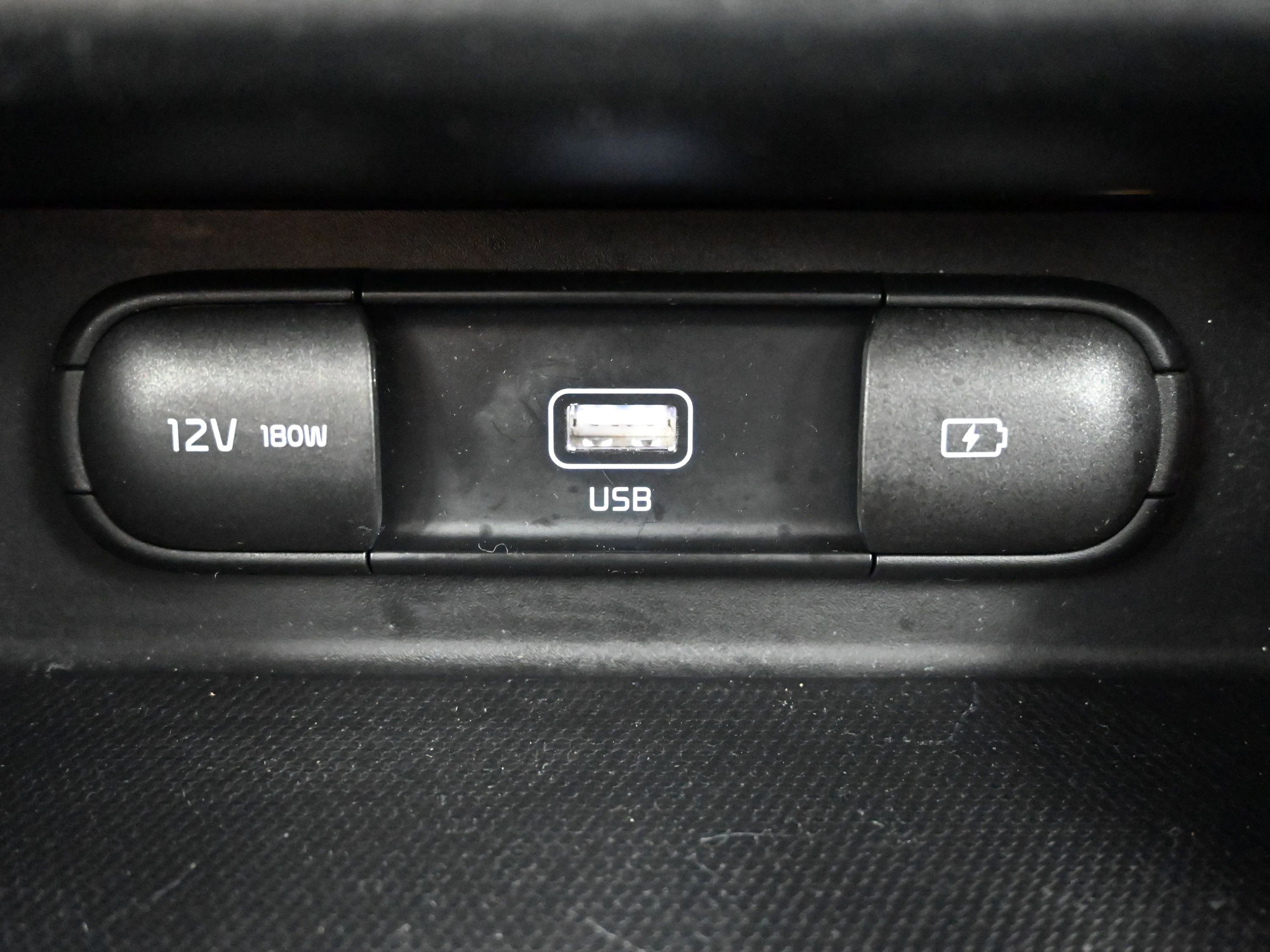 Used 2021 Kia Seltos SX w/ SX Sunroof Package image 18