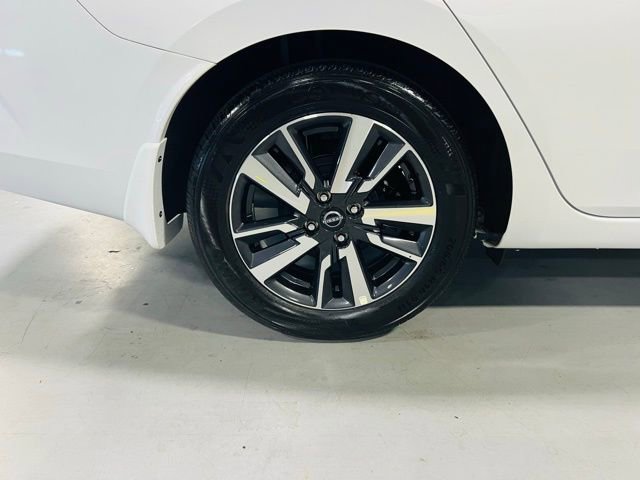 New 2025 Nissan Versa SV w/ Trunk Package image 10