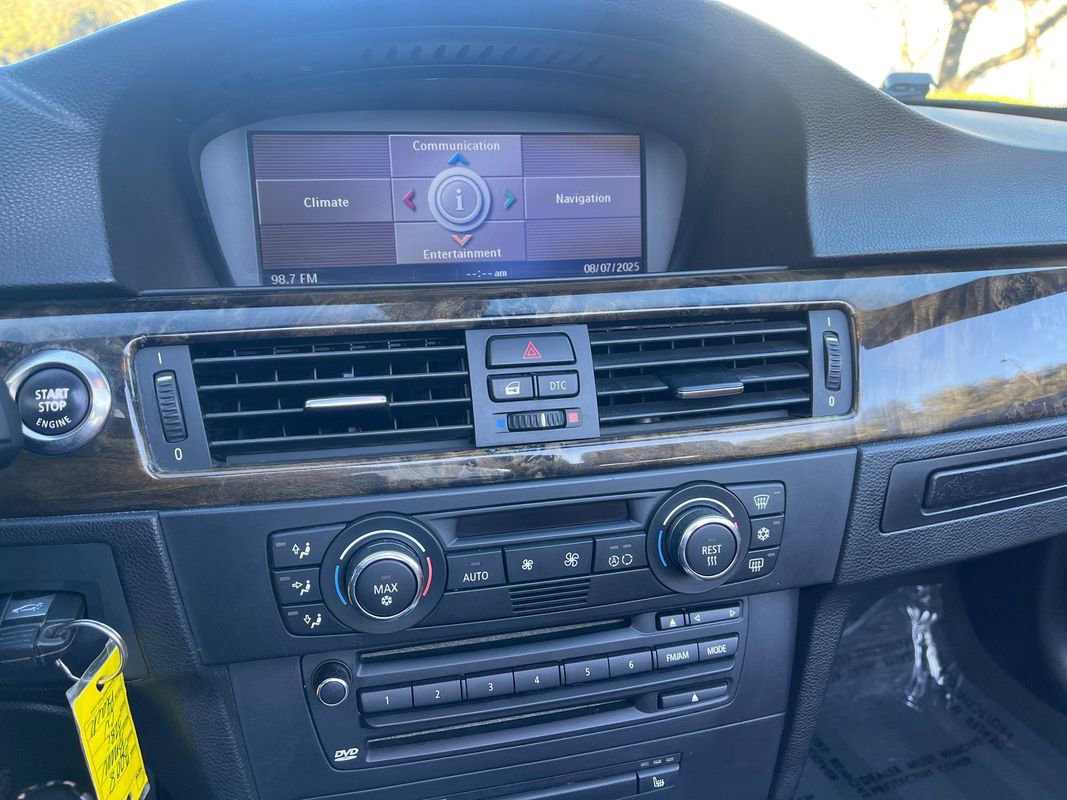 Used 2008 BMW 335i Convertible image 21