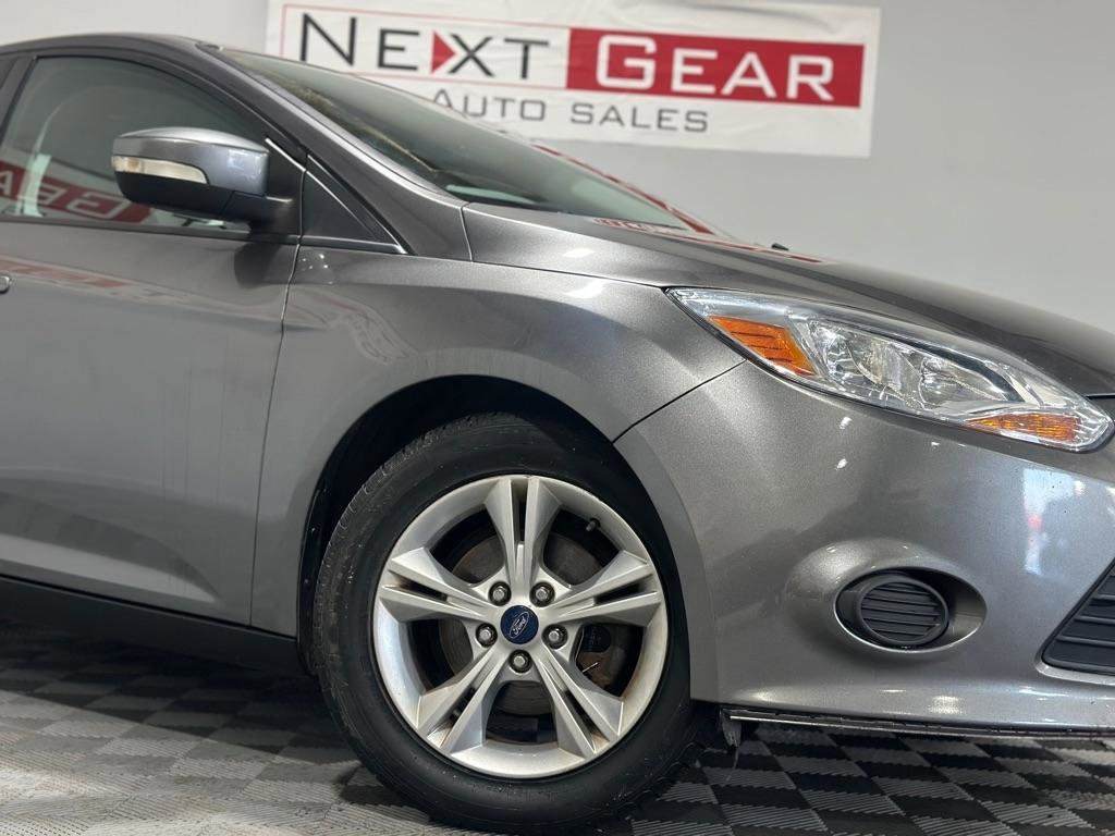 Used 2014 Ford Focus SE FWD image 3