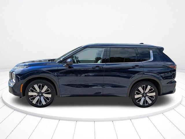 Used 2025 Mitsubishi Outlander SEL FWD image 7