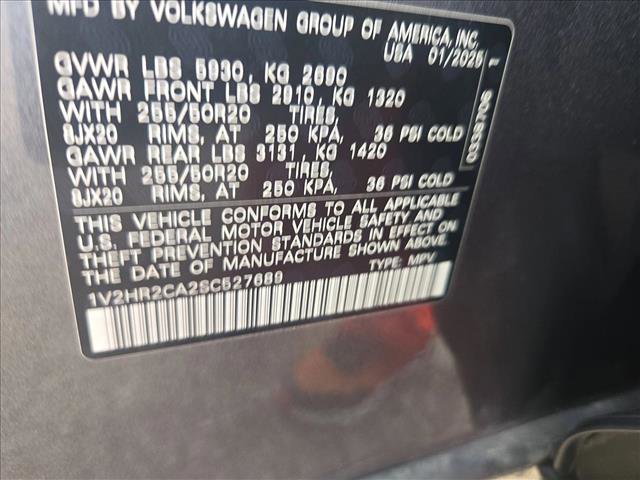 Used 2025 Volkswagen Atlas SE AWD/4WD image 22