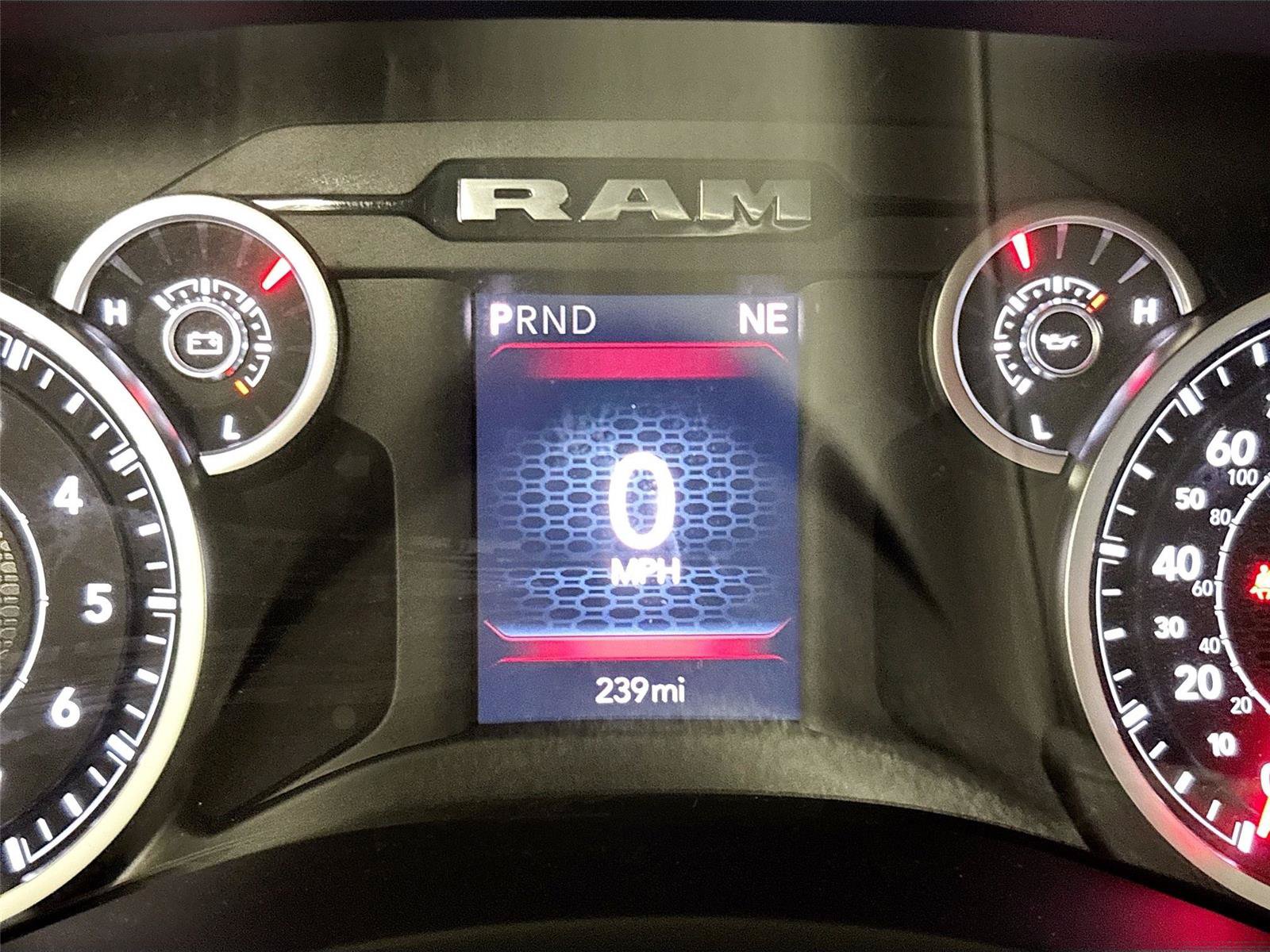 New 2026 RAM 2500 Tradesman AWD/4WD image 17