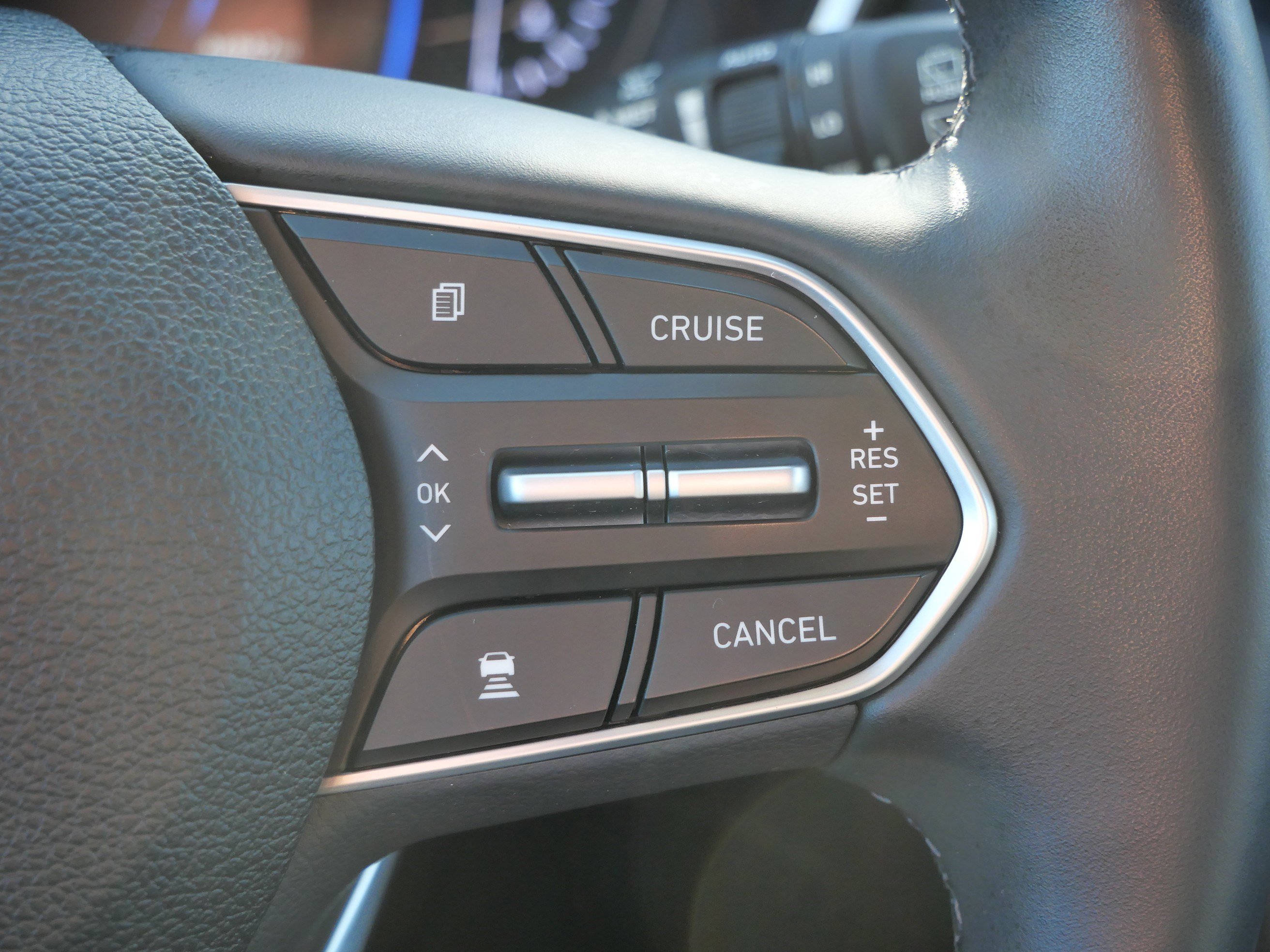 Used 2019 Hyundai Santa Fe AWD image 32