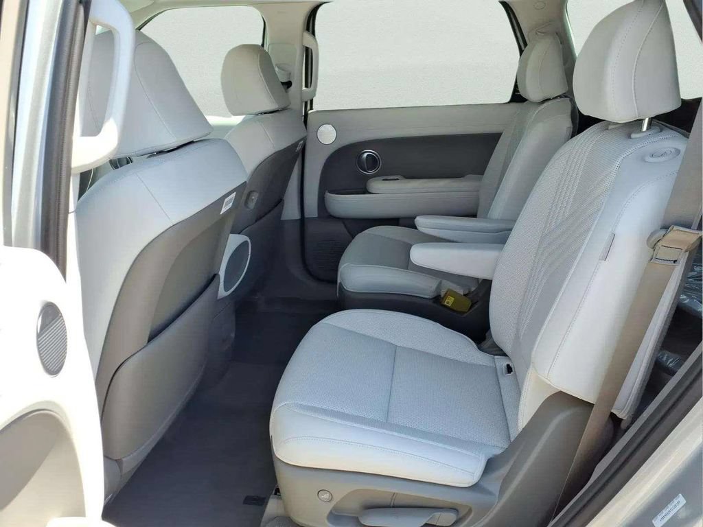 New 2026 Hyundai Palisade SEL FWD image 9