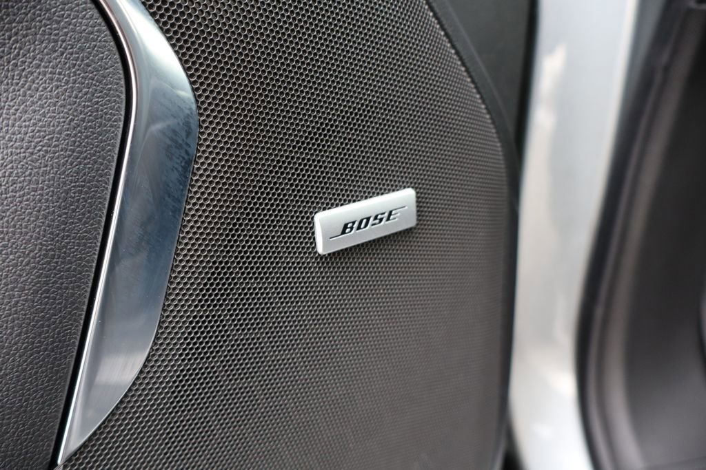 Used 2025 Chevrolet Suburban Z71 w/ Z71 Off-Road Package image 14