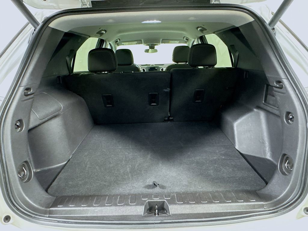 Used 2024 Chevrolet Equinox LT image 22