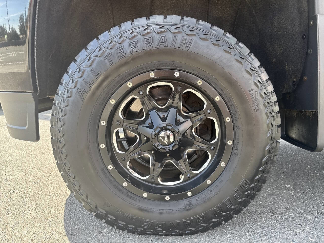 Used 2015 GMC Sierra 3500 Denali image 2