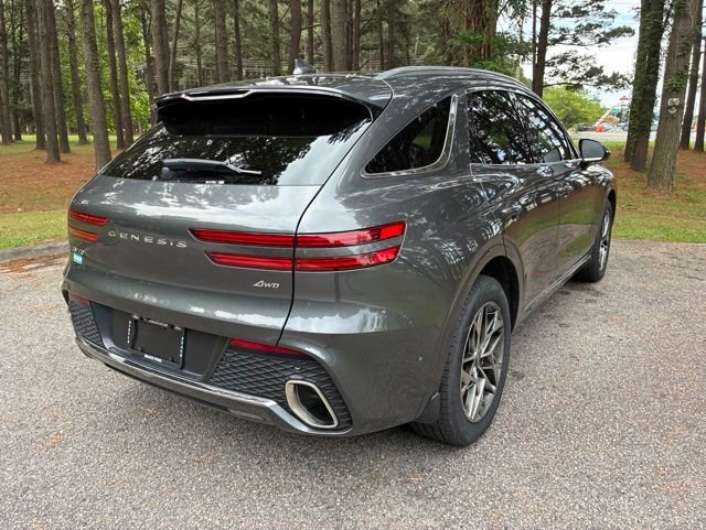 Used 2023 Genesis GV70 2.5T w/ Advanced Package AWD/4WD image 3