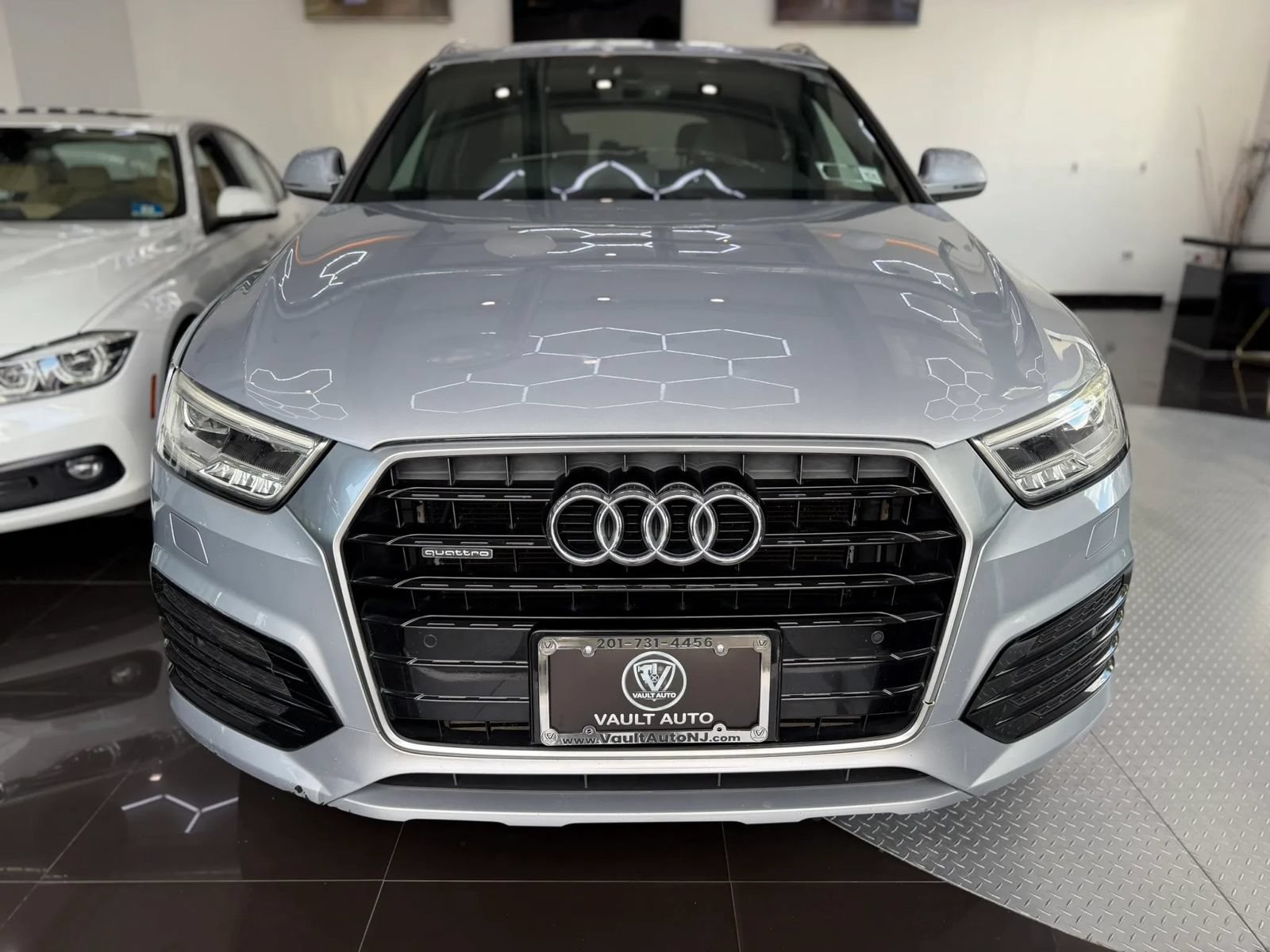 Used 2016 Audi Q3 2.0T Prestige w/ Prestige Package AWD/4WD image 1