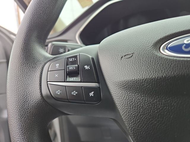 Used 2020 Ford Escape SE image 19