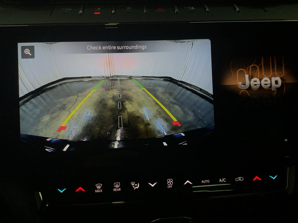 New 2026 Jeep Grand Cherokee Altitude image 19