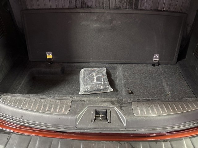 Used 2017 Nissan Armada Platinum w/ Interior Lighting Package image 8