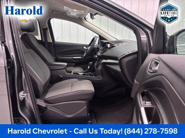 Used 2017 Ford Escape SE w/ Equipment Group 201A image 11
