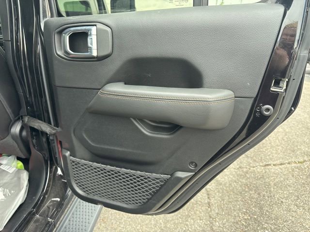 Used 2021 Jeep Wrangler Unlimited Sahara image 10