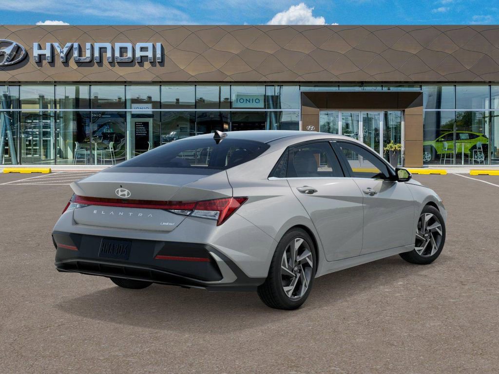 New 2026 Hyundai Elantra Limited image 4