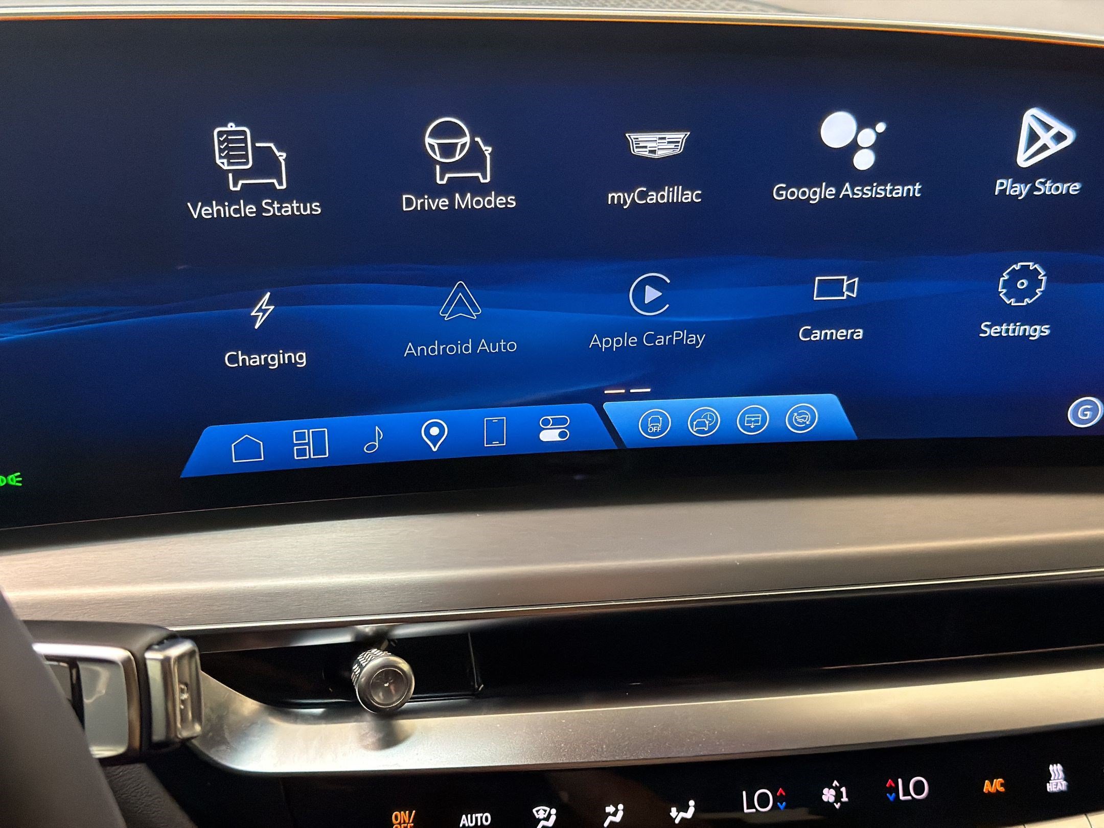 New 2026 Cadillac Lyriq Sport AWD/4WD image 19