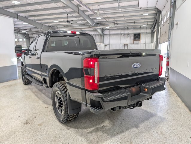 Used 2023 Ford F250 Lariat w/ Lariat Ultimate Package AWD/4WD image 5