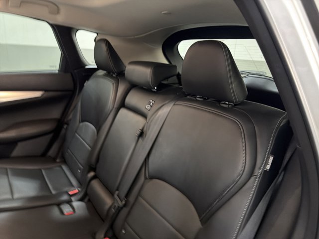 Used 2021 INFINITI QX50 Essential w/ Convenience Package FWD image 7
