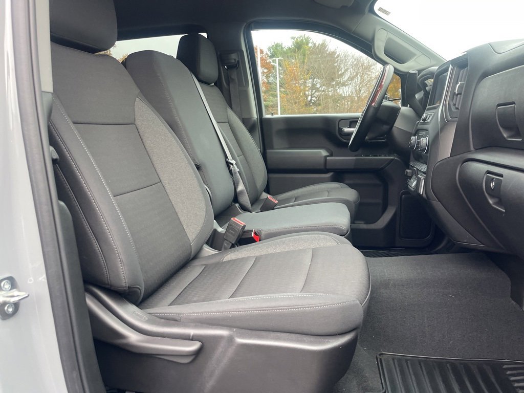 Used 2024 Chevrolet Silverado 2500 Custom w/ Custom Value Package image 17