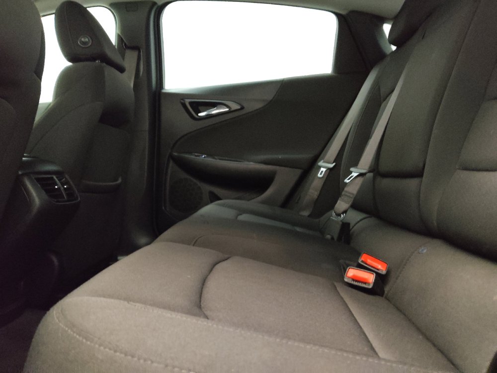 Used 2020 Chevrolet Malibu LT FWD image 18