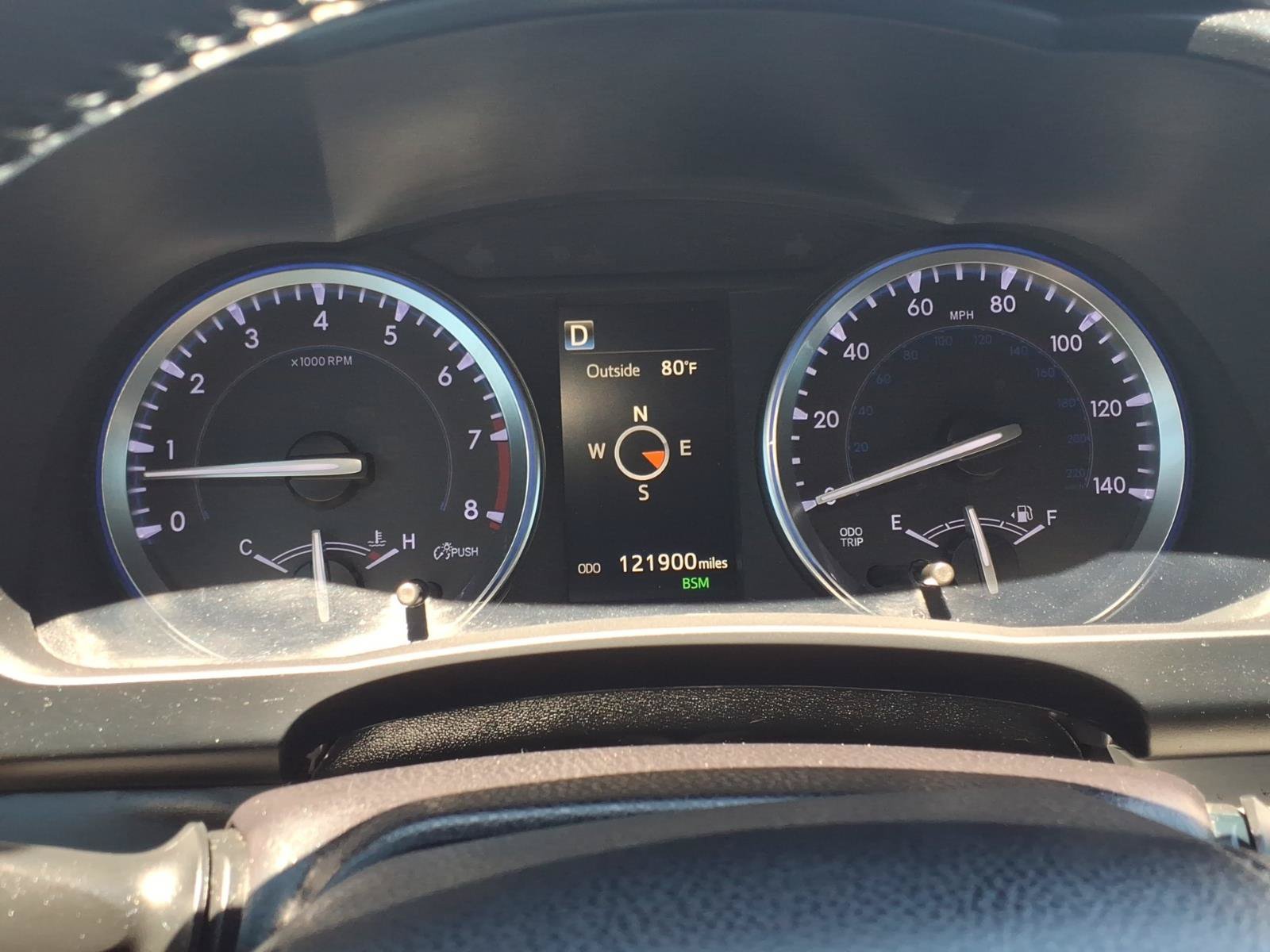 Used 2018 Toyota Highlander XLE AWD/4WD image 20