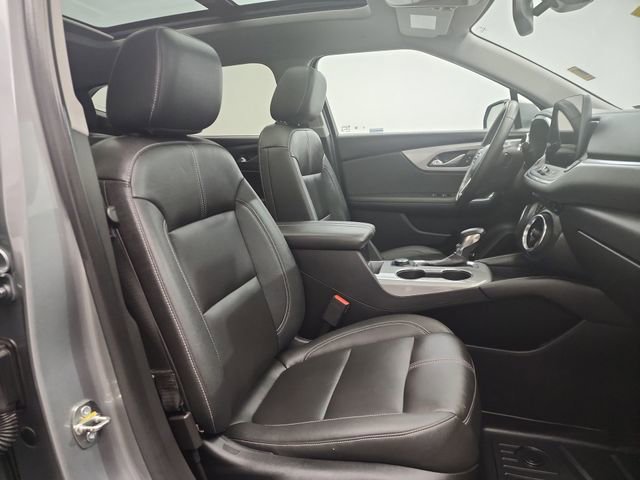 Used 2023 Chevrolet Blazer LT w/ LPO, Black Grille Bar Package image 28