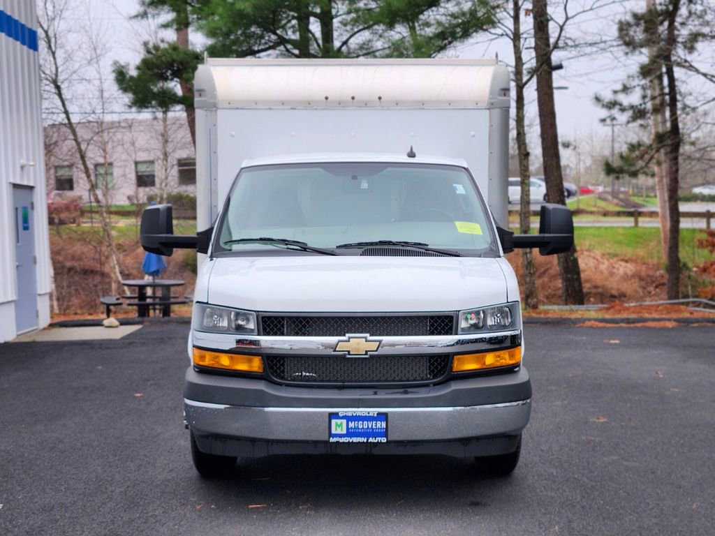 Used 2022 Chevrolet Express 3500 w/ Power Convenience Package RWD image 8