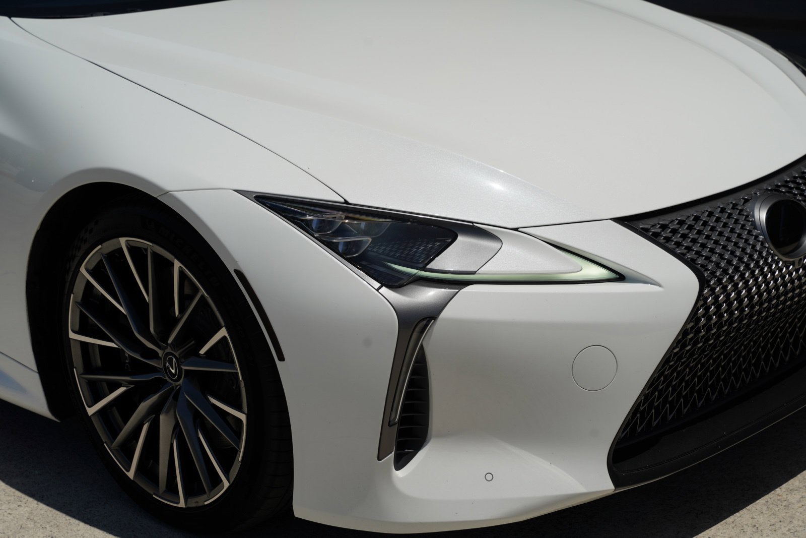 Used 2024 Lexus LC 500 Coupe w/ Dynamic Handling Package RWD image 11