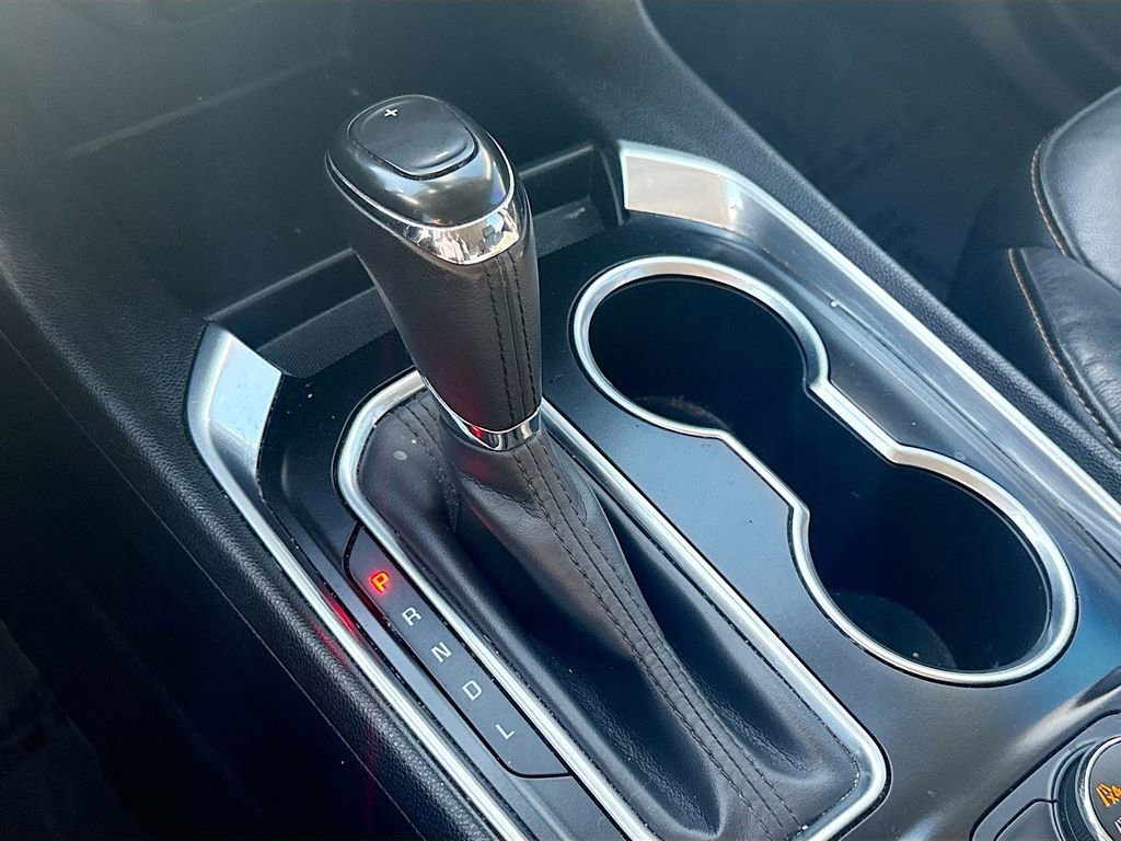 Used 2020 Chevrolet Traverse LT w/ Driver Confidence II Package image 16