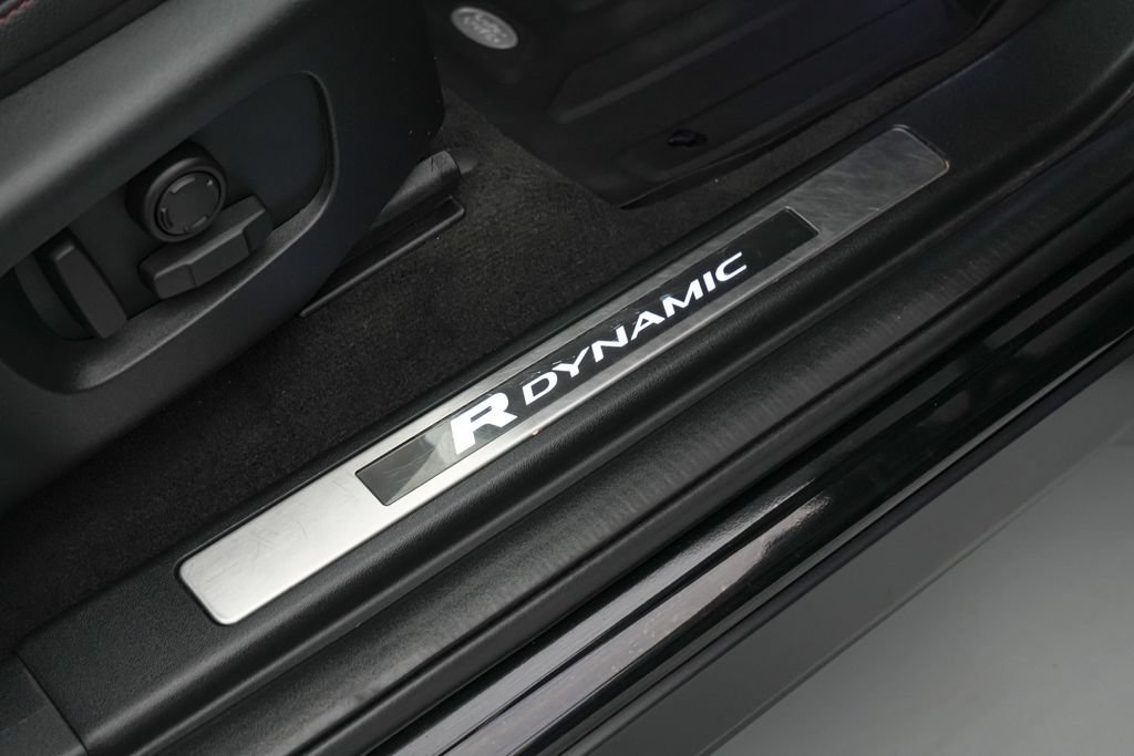 Used 2023 Land Rover Discovery Sport SE R-Dynamic AWD/4WD image 25