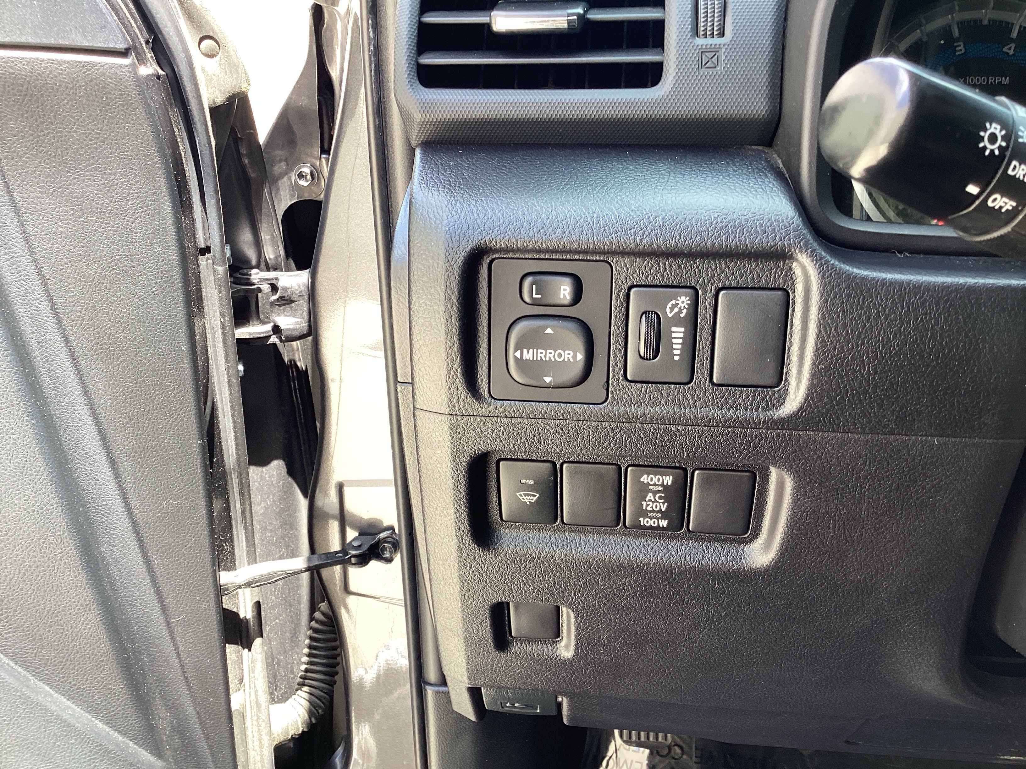 Used 2016 Toyota 4Runner SR5 RWD image 21