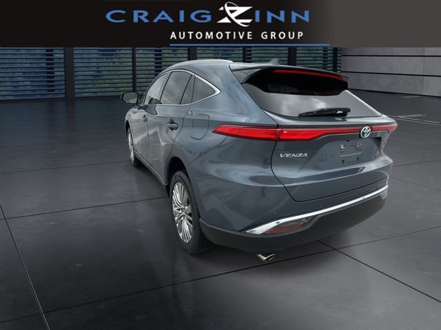 Used 2022 Toyota Venza XLE AWD/4WD image 6