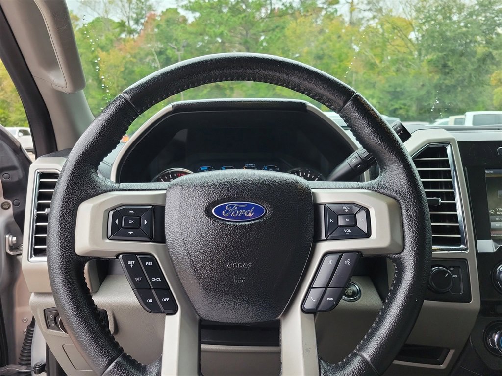 Used 2015 Ford F150 Lariat w/ Trailer Tow Package image 26