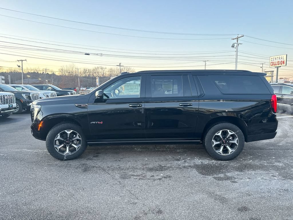 New 2026 GMC Yukon XL AT4 Ultimate AWD/4WD image 5