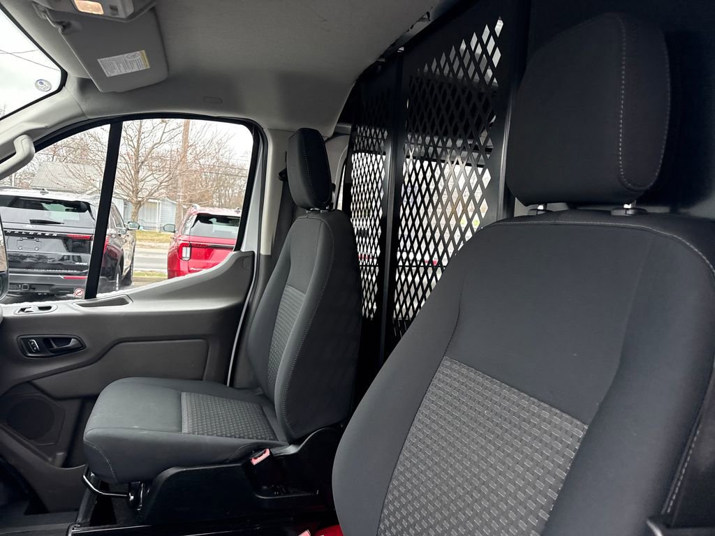 Used 2024 Ford Transit 250 Low Roof w/ Exterior Upgrade Package RWD image 27
